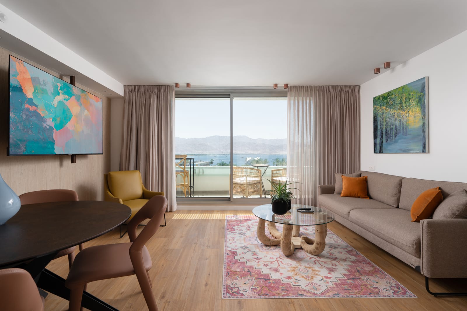 פינת אוכל ונוף