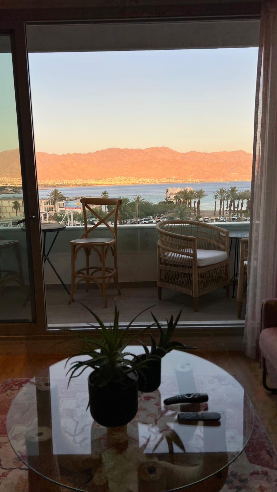 נוף ערב מהמרפסת